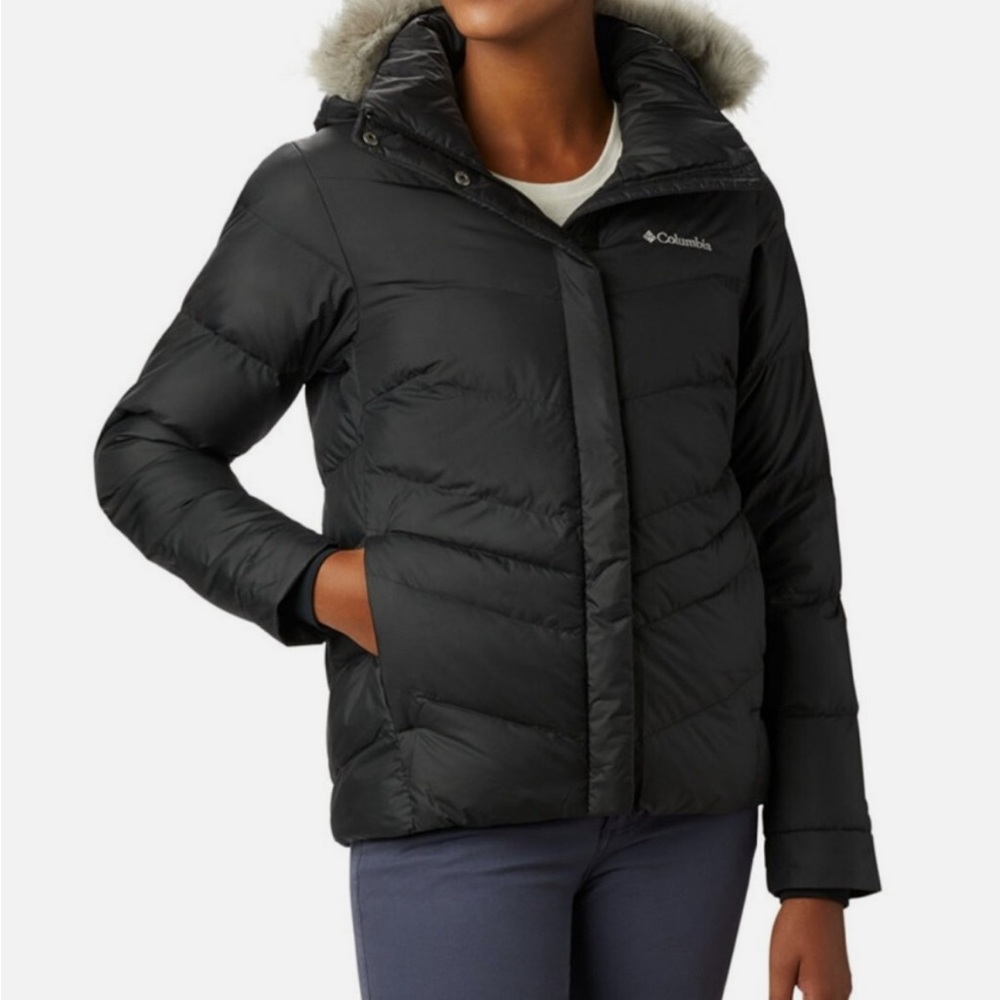 Columbia Women's Black Puffer Jacket (peak to park insulated faux fur jacket